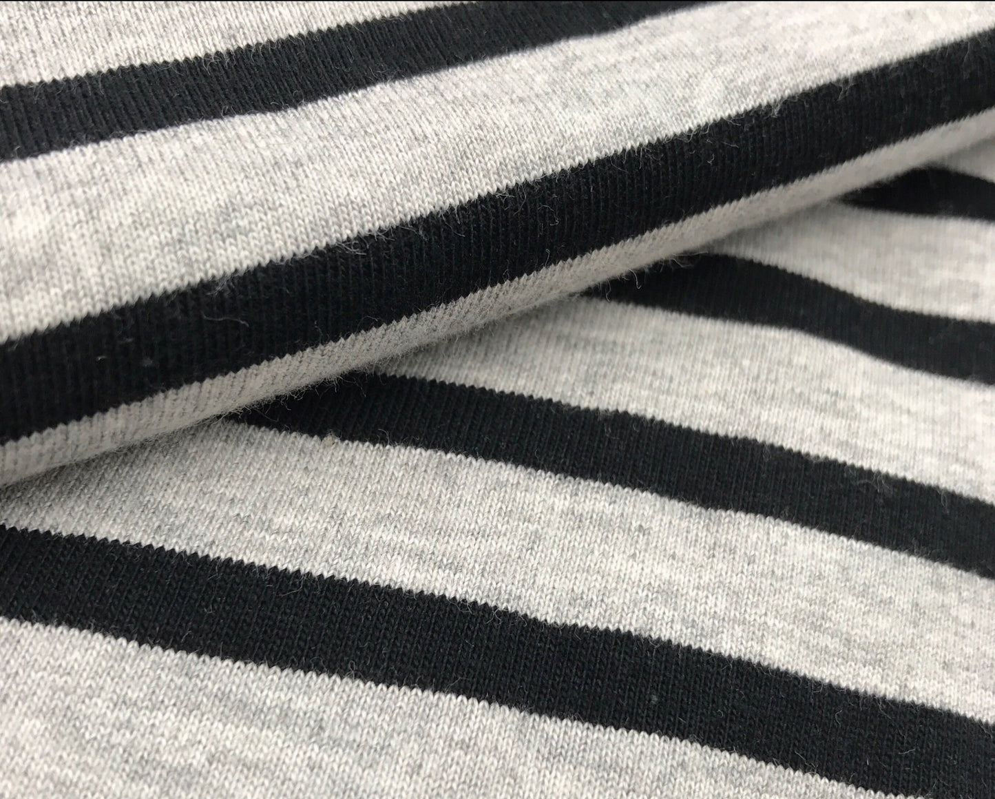 Organic Cotton Stripe Jersey (Red x White striped, Navy x White striped, Grey x White striped, Black x Grey striped)
